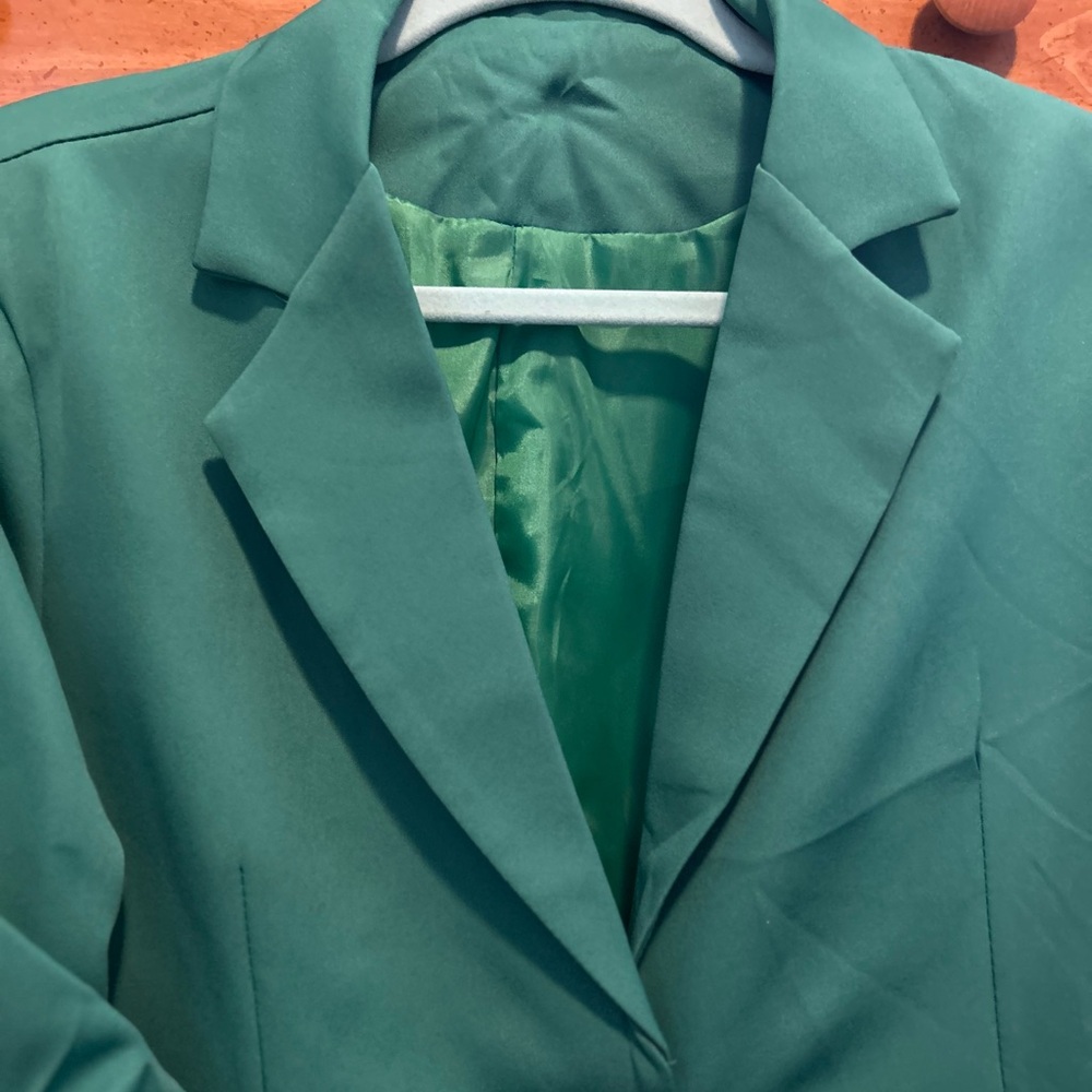 Women's Green Blazer - Picture 3 of 4
